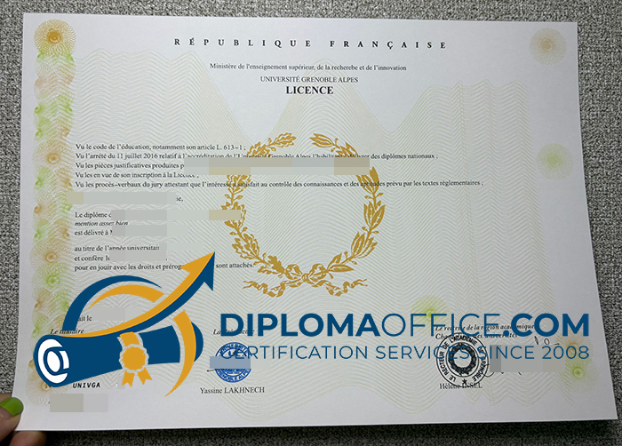 Université Grenoble Alpes degree